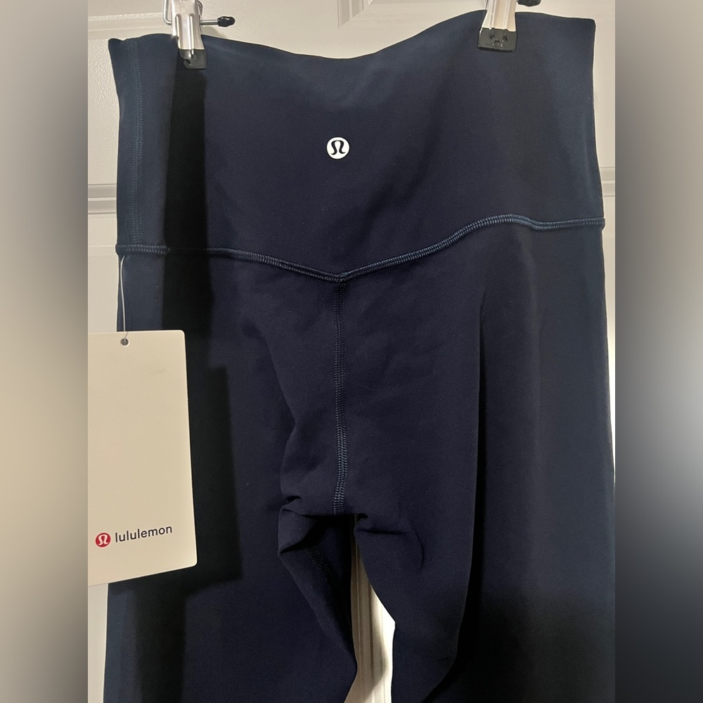 Lululemon Align HR Pant 25" in Navy - Picture 3 of 9